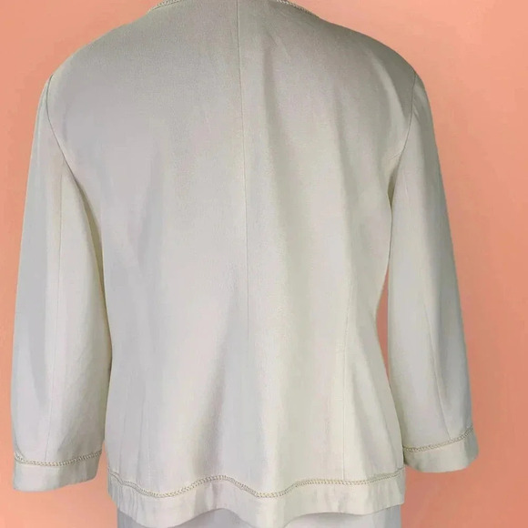 Focus on Suits Two Piece Blazer Suit Jacket Pencil Skirt Set Size 22W Ivory - Picture 9 of 16